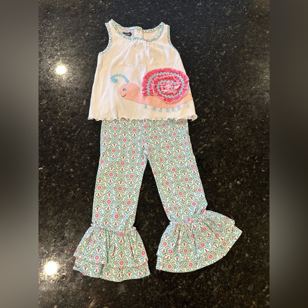 MudPie Bell-Bottom Pants and Tank-Top Outfit